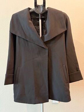 Tahari Black Wide Shawl Collar Peacoat